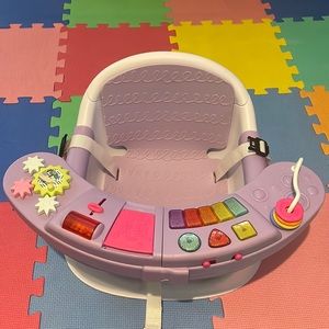 Infantino Music & Lights 3-in-1 Discovery Seat and Booster